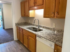 2956 Forest Park Dr in Randleman, NC - Building Photo - Building Photo