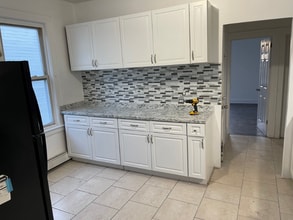 14 N 12th St in Newark, NJ - Building Photo - Building Photo