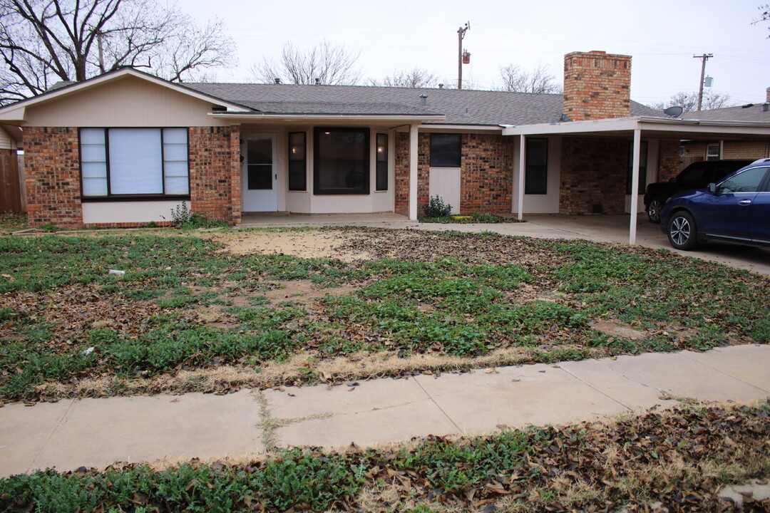 5503 36th St in Lubbock, TX - Foto de edificio