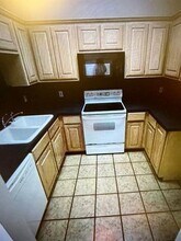 322 W Anderson St in Weatherford, TX - Building Photo - Building Photo