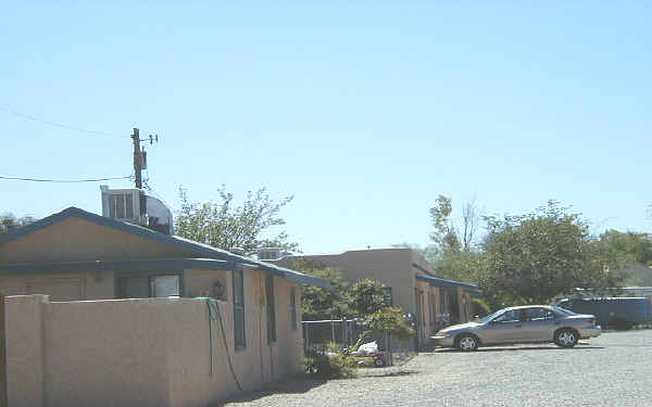 3212 E Fort Lowell Rd in Tucson, AZ - Foto de edificio - Building Photo