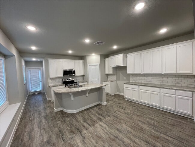 property at 5026 Mint Orchard Dr