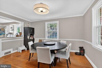 7215 Rollingwood Dr in Chevy Chase, MD - Building Photo - Building Photo