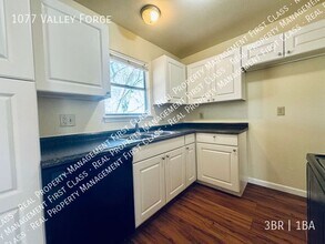 1077 Vly Frg Dr in Schertz, TX - Building Photo - Building Photo