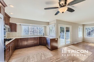9734 E Villasur Ct in Parker, CO - Foto de edificio - Building Photo