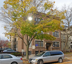 Shoreham Apartments in Milwaukee, WI - Building Photo - Building Photo