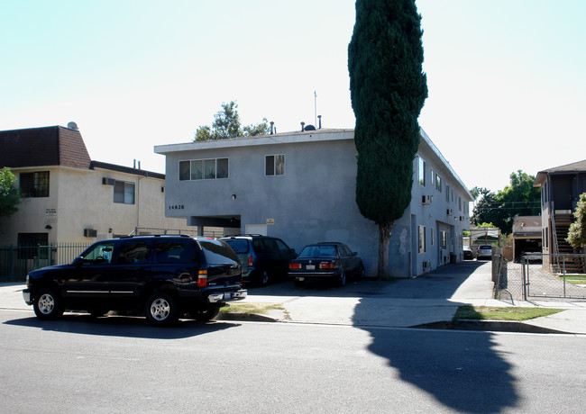 14828 Erwin St in Van Nuys, CA - Building Photo - Building Photo