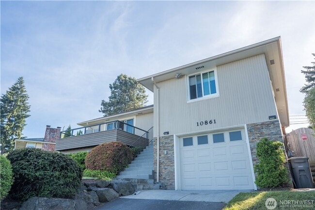 property at 10861 Auburn Ave S
