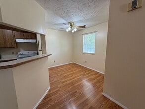 1200 Tollis Pkwy in Broadview Heights, OH - Building Photo - Building Photo
