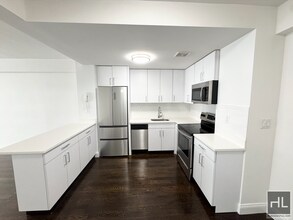 EAST 69 STREET in New York, NY - Building Photo - Building Photo