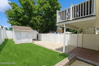 52 Atlantic St in Highlands, NJ - Building Photo - Building Photo
