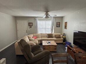 799 Timberwood Cir E in Tallahassee, FL - Building Photo - Building Photo