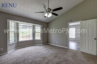 1030 Maple Leaf Ridge photo'