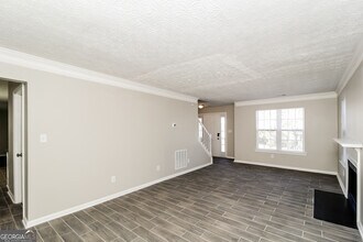 1358 Ling Dr in Austell, GA - Building Photo - Building Photo