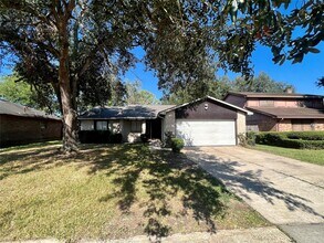 15046 Blueridge Rd in Missouri City, TX - Building Photo - Building Photo