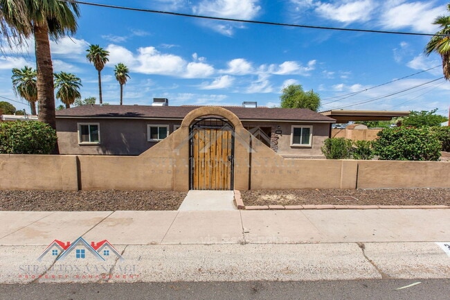 property at 2204 W Campbell Ave