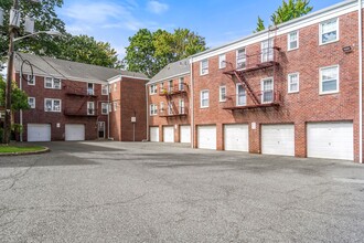 Styertowne Apartments in Clifton, NJ - Building Photo - Building Photo