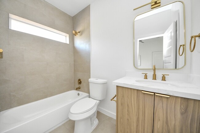 1216 D E 34th St in Houston, TX - Building Photo - Building Photo