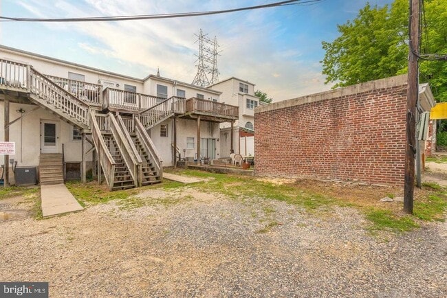 property at 105 Pensdale St