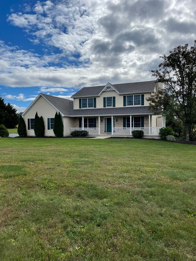 property at 28 Hunt Valley Ct