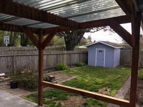 2200 Silverbrook Ct in Mckinleyville, CA - Building Photo - Building Photo