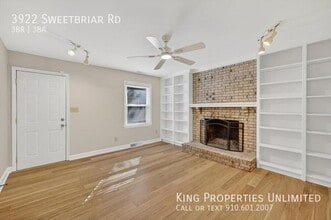 3922 Sweetbriar Rd in Wilmington, NC - Building Photo - Building Photo