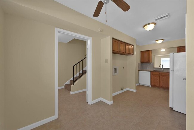 15618 Weldon Dr in Houston, TX - Foto de edificio - Building Photo