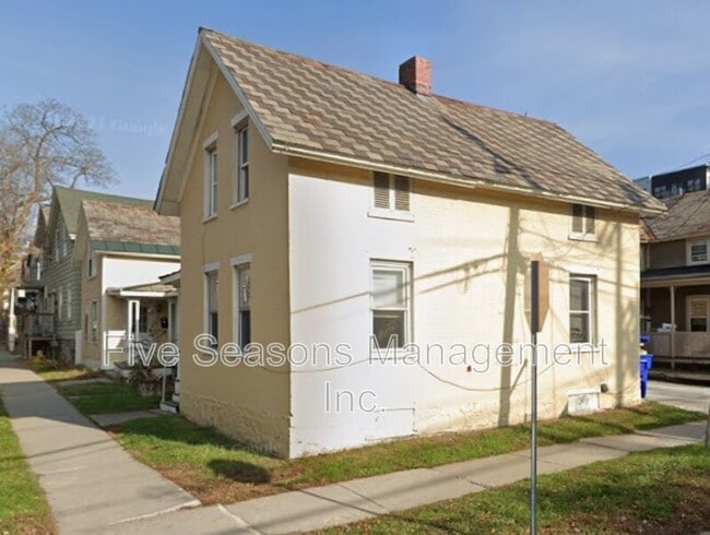 property at 202 Pine St