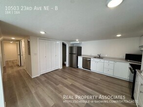 10503 23rd Ave NE in Seattle, WA - Building Photo - Building Photo