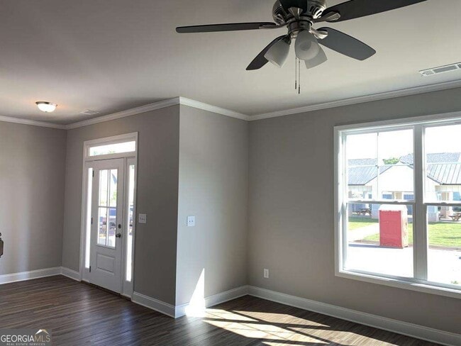 5203 Addison St in Flowery Branch, GA - Building Photo - Building Photo