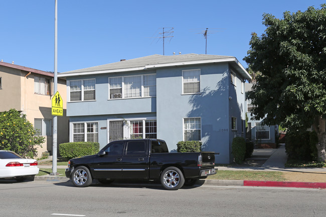 11590 Gateway Blvd in Los Angeles, CA - Building Photo - Primary Photo