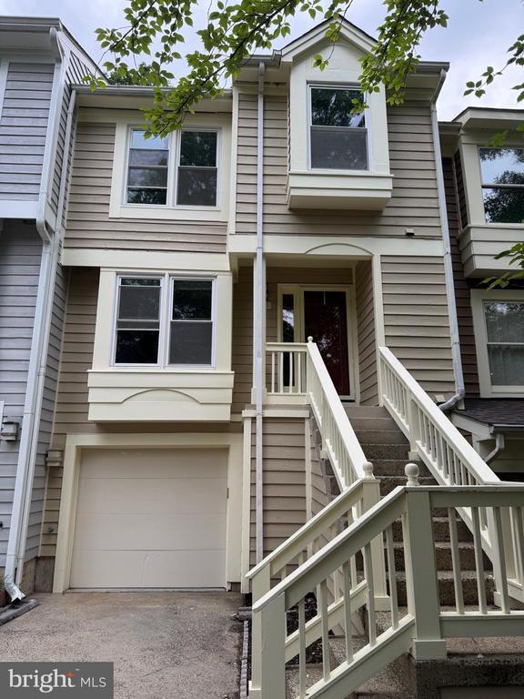 property at 1631 Oak Spring Way