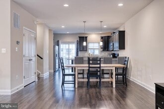 1071 Red Clover Rd in Gambrills, MD - Building Photo - Building Photo