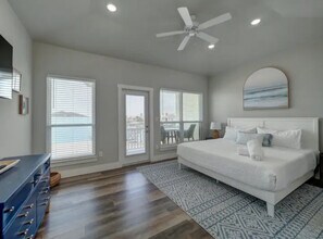 14013 Ports O Call Dr, Unit B in Corpus Christi, TX - Building Photo - Building Photo