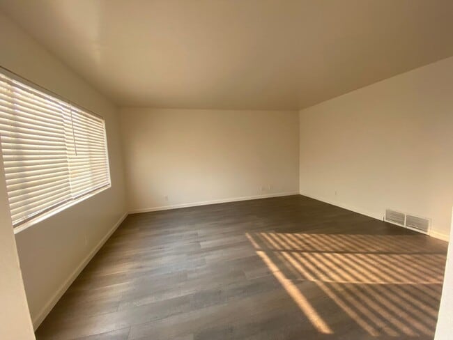 22593 Rd 130 in Tulare, CA - Building Photo - Building Photo