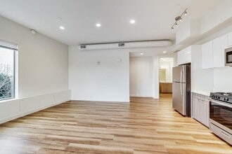 950 Lofts in Oakland, CA - Foto de edificio - Building Photo