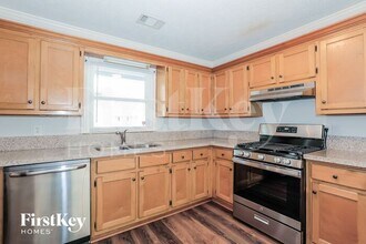 1280 Burning Bush Dr in Loganville, GA - Building Photo - Building Photo
