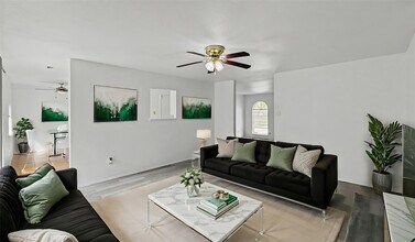 130 Astoria Dr in Cedar Hill, TX - Building Photo - Building Photo