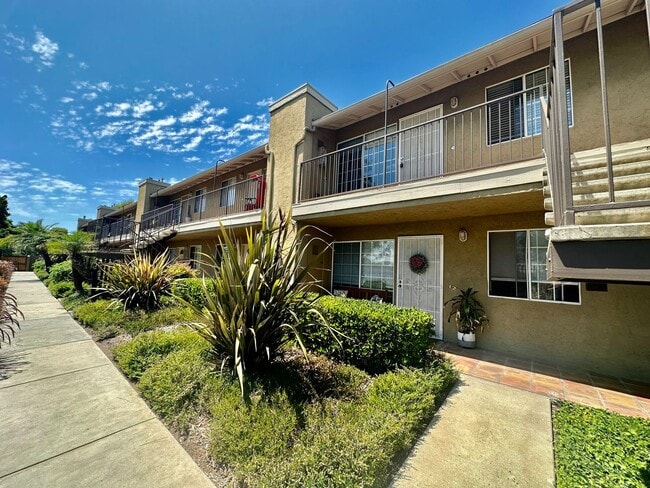 property at 4775 Seminole Dr