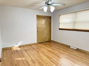 4553 N Osage Ave in Norridge, IL - Building Photo - Building Photo