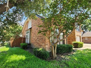 100 Saddle Rock Ct in Irving, TX - Building Photo - Building Photo