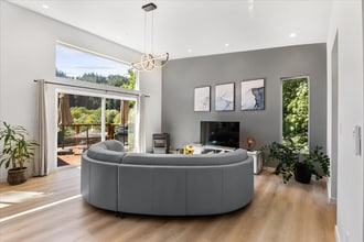 14930 Melody Ave in Guerneville, CA - Building Photo - Building Photo