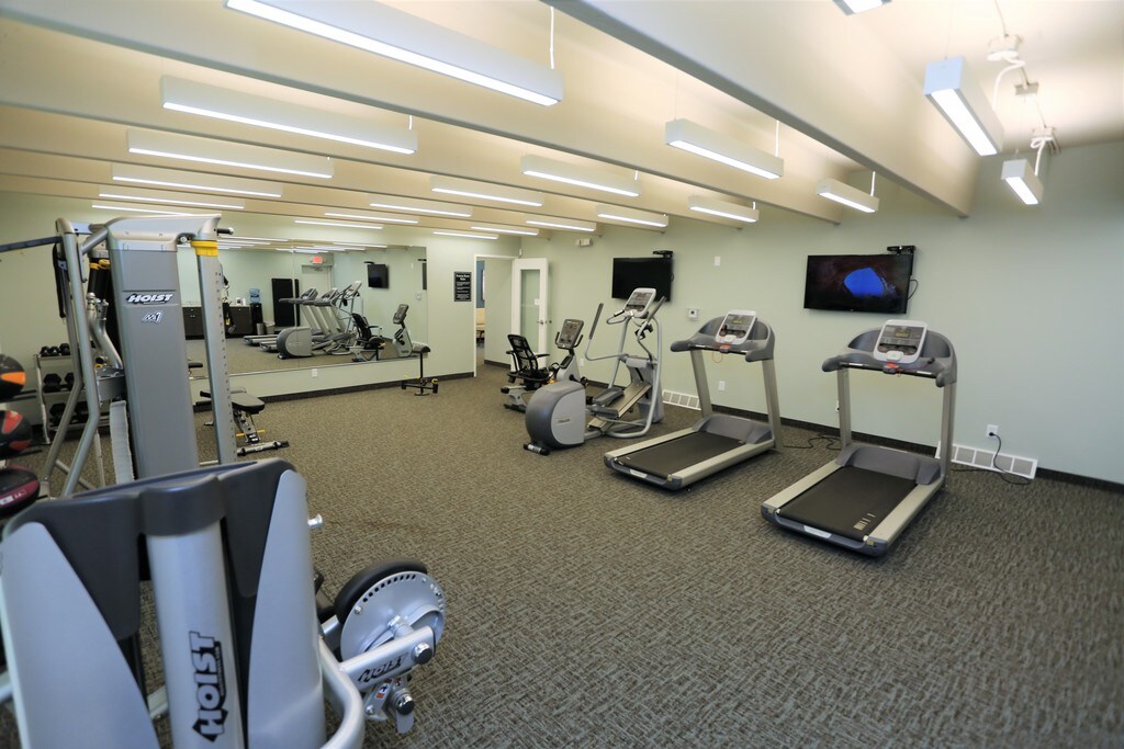 The Towers at Falling Water Strongsville, OH Apartments