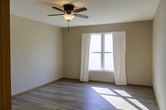 8347 Vega Dr in Columbus, OH - Building Photo - Building Photo