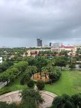 300 S Australian Ave, Unit 702 in West Palm Beach, FL - Building Photo - Building Photo