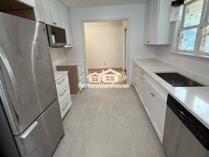 2580 Vernon Ave S in Minneapolis, MN - Building Photo - Building Photo