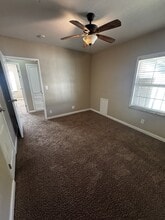 1701 Belmont St in Delano, CA - Building Photo - Building Photo