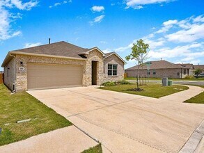 305 Evergreen Sumac Lp in Kyle, TX - Building Photo - Building Photo