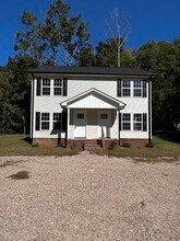 513 E Mills Dr in Landis, NC - Building Photo - Building Photo