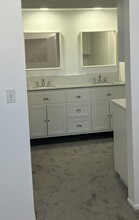 6248 Caminito Araya, Unit 6248 in San Diego, CA - Foto de edificio - Building Photo